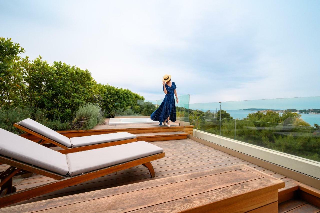 Somewhere Vouliagmeni Athen Exterior foto